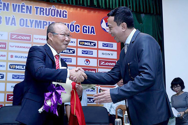 VFF đấu trí” cùng thầy Park: Thử chơi lớn một lần xem sao!-1