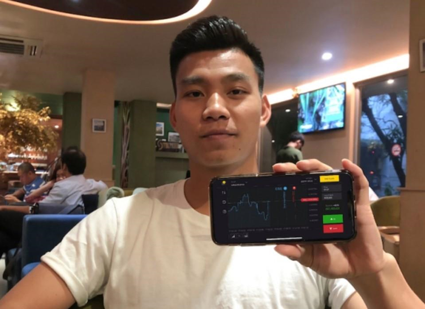 Văn Thanh U23 Việt Nam, Khá Bảnh quảng cáo cho cờ bạc Binomo-1