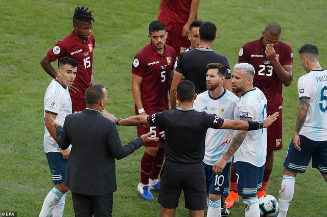 Thắng Venezuela, Argentina đối đầu Brazil ở bán kết Copa America 2019-9