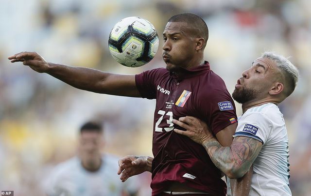 Thắng Venezuela, Argentina đối đầu Brazil ở bán kết Copa America 2019-6
