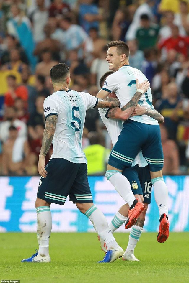 Thắng Venezuela, Argentina đối đầu Brazil ở bán kết Copa America 2019-4