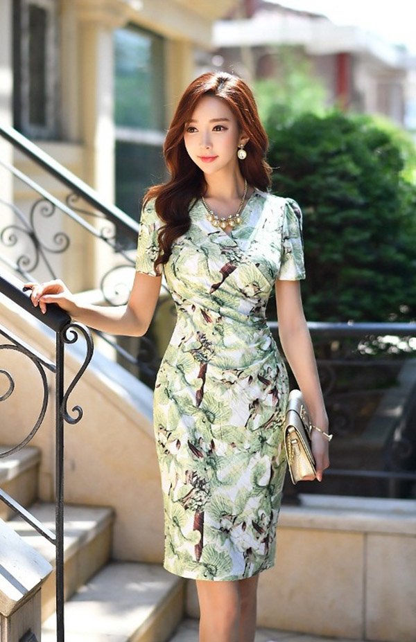 U50 vẫn diện áo ren khoe vòng 1, ít ai táo bạo như mỹ nhân được Hoài Linh đòi cưới”-13