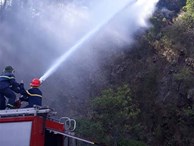 Cháy rừng lớn nhất ở Hà Tĩnh, chặn quốc lộ 1A, nghìn người dập lửa