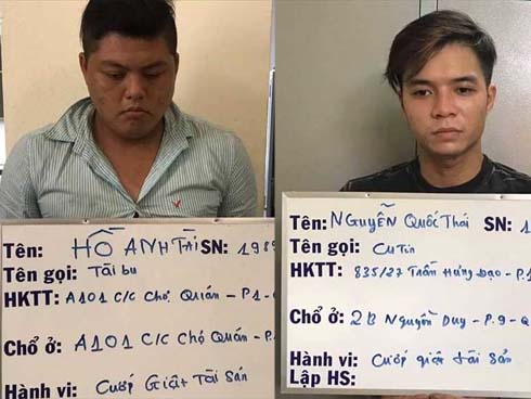 Camera ghi hình gã đàn ông dùng búa cướp vàng ở Đắk Lắk-2