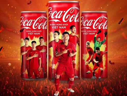 'Mở lon Việt Nam' của Coca-Cola: Tai nạn hay chiêu trò?