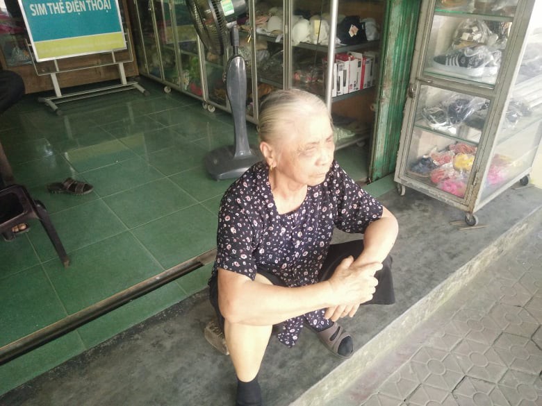 Tiết lộ nguyên nhân hai vợ chồng bị hàng xóm dùng dùi đục đâm thương vong-2