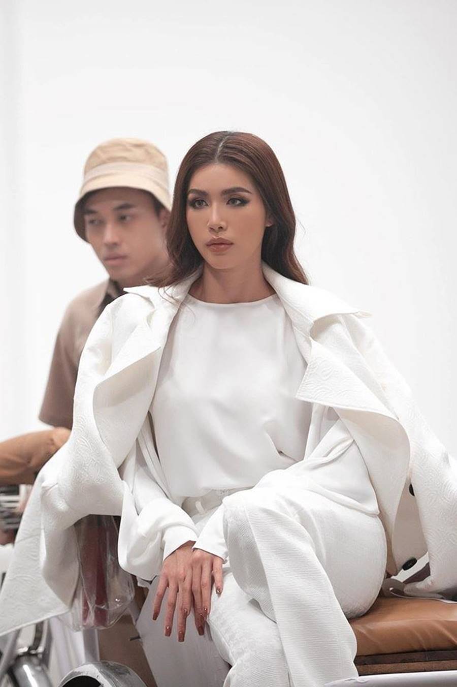 Hoa hậu Kỳ Duyên khoe dáng nóng bỏng với váy xuyên thấu sau khi giảm cân-4