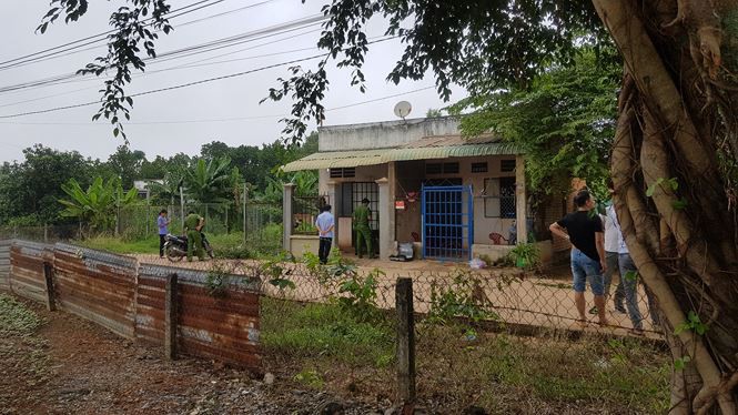 Bắt giữ nghi phạm sát hại mẹ ruột dã man bằng kéo ở Bình Phước-1