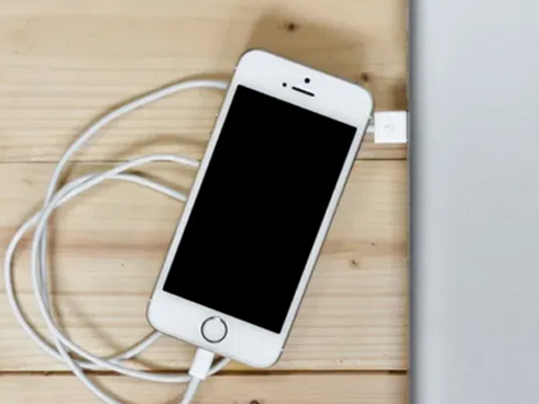 Ngày này cách đây 12 năm, chiếc iPhone đầu tiên đã ra mắt-5