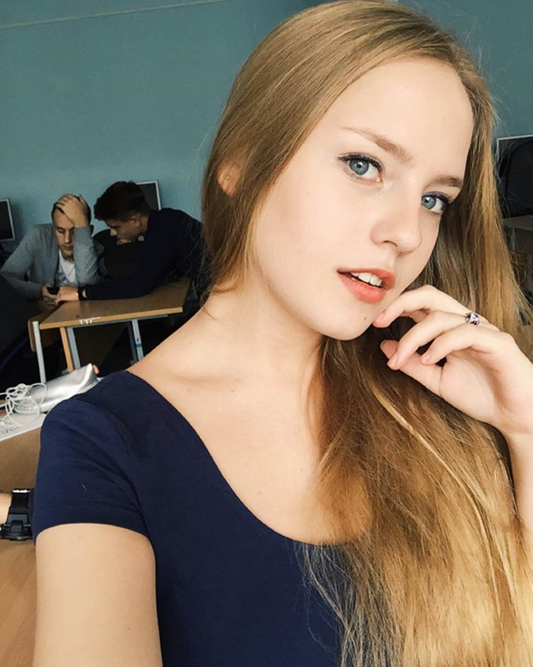 4 nữ giáo viên xinh đẹp, nổi tiếng trên mạng xã hội-14