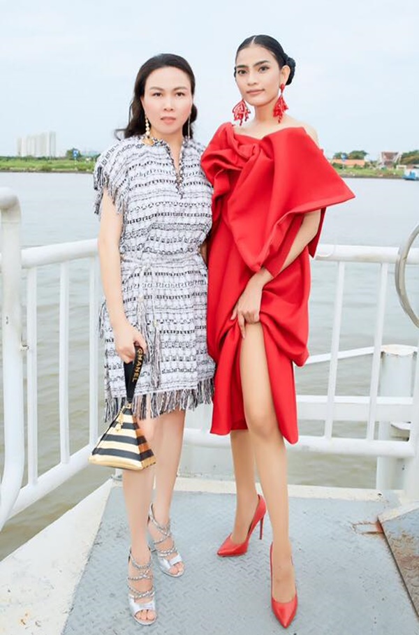 Ngạc nhiên chưa: Cũng có lúc Phượng Chanel ăn mặc không sến sẩm và lạc quẻ đây này!-4