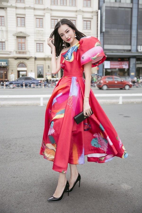 Ngạc nhiên chưa: Cũng có lúc Phượng Chanel ăn mặc không sến sẩm và lạc quẻ đây này!-16