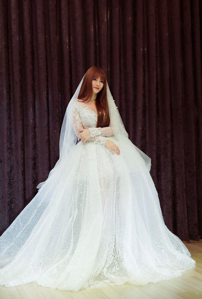 Thu Thủy cùng tình trẻ đi thử đồ cưới, đưa ra câu trả lời rõ ràng về thông tin cưới chạy bầu-3