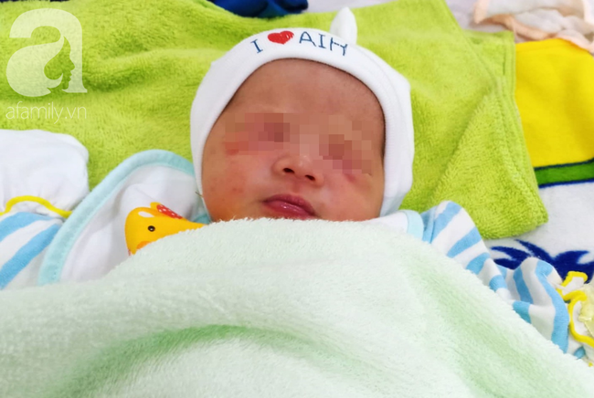 Mẹ đơn thân sinh con gái được 3 ngày thì viết giấy cho con vì không nuôi nổi-1