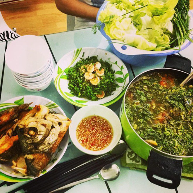 Ca sĩ Bích Phương gọi chồng về ăn cơm, hàng nghìn thanh niên đổ xô vào nhận vơ!-14