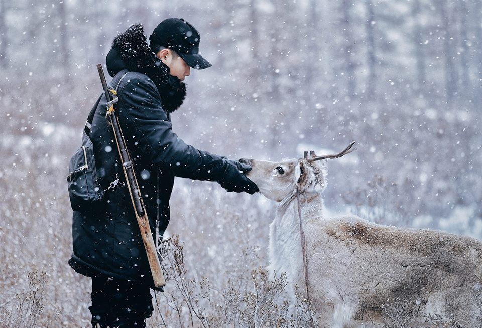 Bộ ảnh tốt nghiệp gây bão của 2 thủ khoa, á khoa Sân khấu Điện ảnh: Chi 100 triệu, vượt 8000km giữa thời tiết -30 độ đến Mông Cổ tạo sự khác biệt!-3