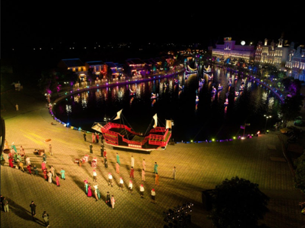 Kỳ ảo màn trình diễn ‘Thương cảng thần tiên’ ở Vinpearl Land Nam Hội An-2