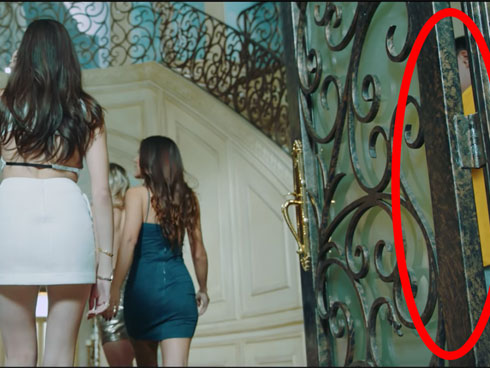 Dân mạng nhanh chóng tìm ra danh tính anh áo vàng bí ẩn trong MV của Sơn Tùng, chẳng ai xa lạ mà là...-9