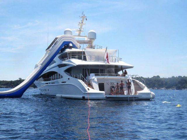 C.Ronaldo gây bão” khi dẫn bạn gái xinh đẹp đi hẹn hò cùng Michael Jordan-3