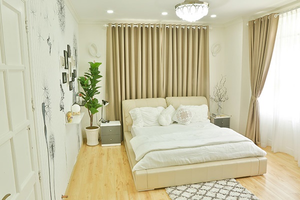 Nữ ca sĩ nghèo lấy chồng đại gia, sở hữu biệt thự 1.400m2 giữa Sài Gòn-8