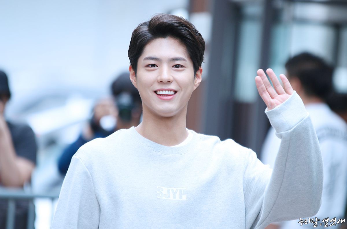 Mỹ nam vạn người mê Park Bo Gum: Kẻ thứ 3 trong loạt tin đồn chen chân vào cuộc hôn nhân của Song Hye Kyo - Song Joong Ki-11