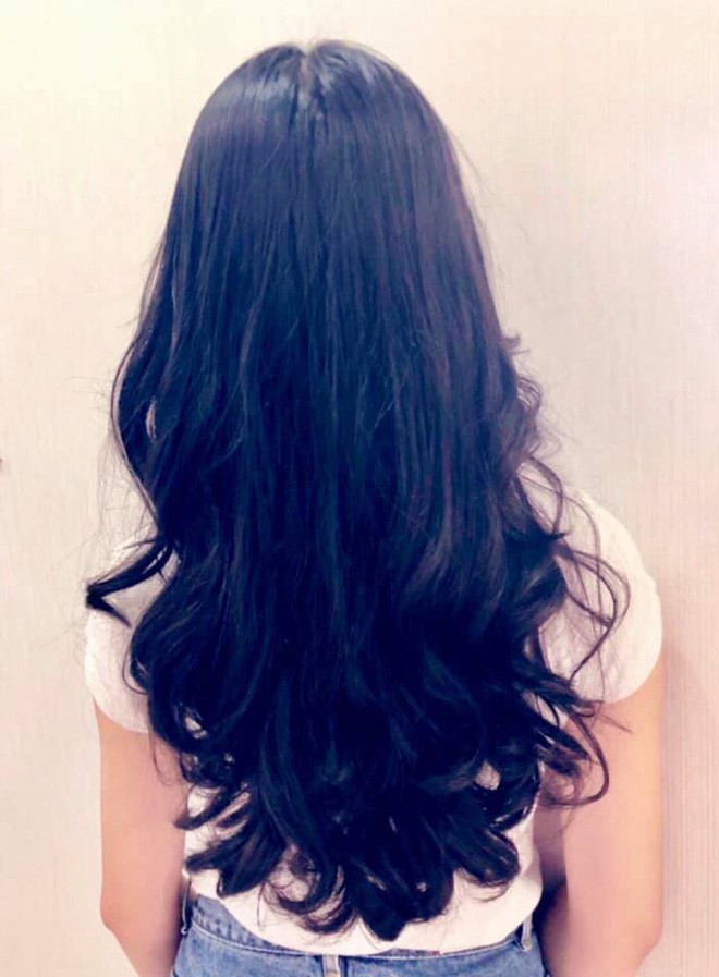 Con gái lớn MC Quyền Linh sớm bộc lộ tố chất beauty blogger với khả năng làm tóc điệu nghệ-6