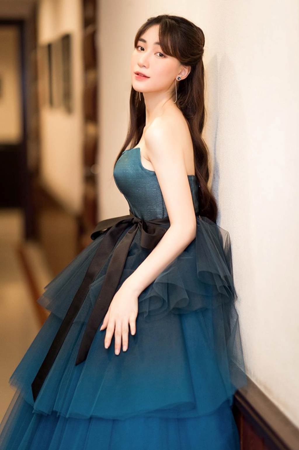 Hòa Minzy giảm cả chục cân mỡ vẫn cực hấp dẫn vì vòng 1 bất biến-4