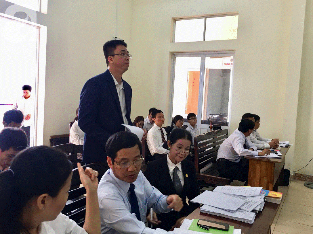 Tạm đình chỉ vụ việc bà Lê Hoàng Diệp Thảo yêu cầu khôi phục chức vụ ở Trung Nguyên, ông Vũ vắng mặt-3