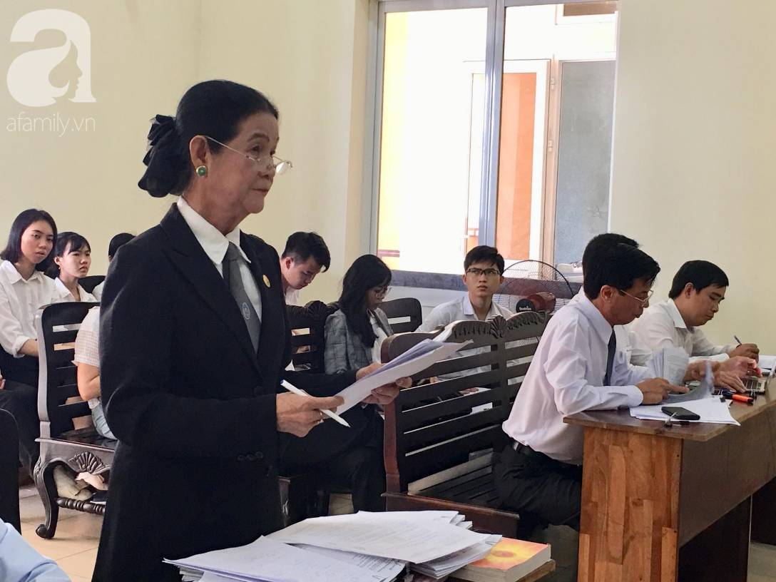 Tạm đình chỉ vụ việc bà Lê Hoàng Diệp Thảo yêu cầu khôi phục chức vụ ở Trung Nguyên, ông Vũ vắng mặt-5