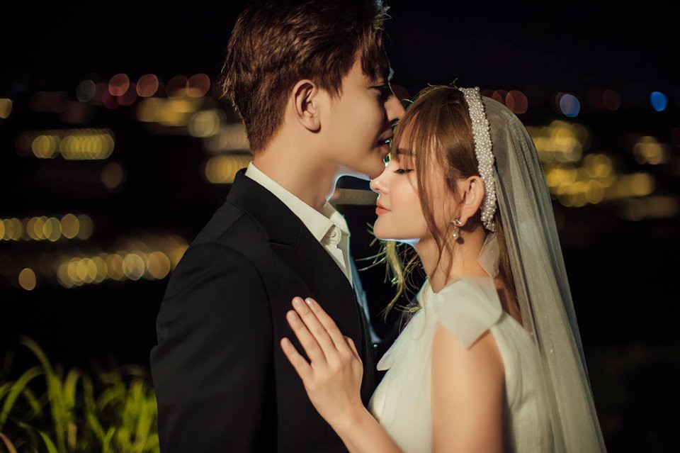 Khẳng định không cưới chạy bầu, ảnh cưới của Thu Thủy vẫn tiếp tục khiến dân mạng hoài nghi khi nhìn đến vòng 2-12