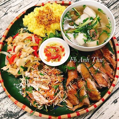 Mẹ đảm khoe những bữa cơm hàng ngày đầy ắp món như có khách cho nhà 4 người-4