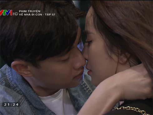 Về nhà đi con tập 58: Quốc - Huệ ngày càng động chạm thân mật, nhưng kịch đang hay thì Khải... trốn trại trở về?-10
