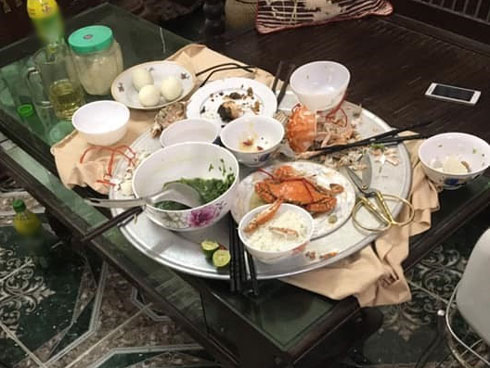 9x Hà Nội khiến MXH phát sốt vì 30 mâm cơm đẹp xuất sắc, chỉn chu đến từng cọng rau miếng thịt-21