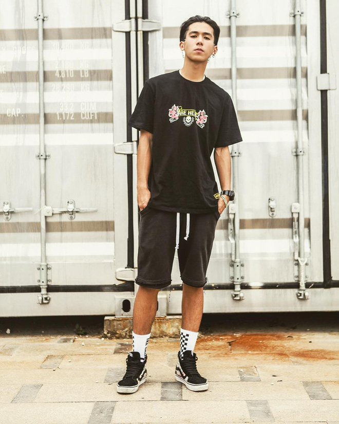 Nam du học sinh Việt đang gây bão khắp các diễn đàn: Điển trai không kém gì các soái ca lại còn body cực phẩm 6 múi-12