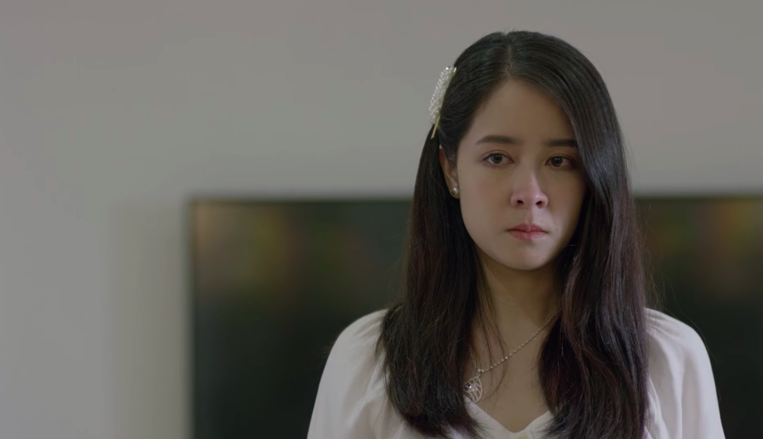 Mê cung: Làm vợ tỷ phú đâu có dễ, nửa đêm còn bị mẹ chồng mắng thấp hèn, chỉ biết ăn bám để mời gọi trai trẻ-4