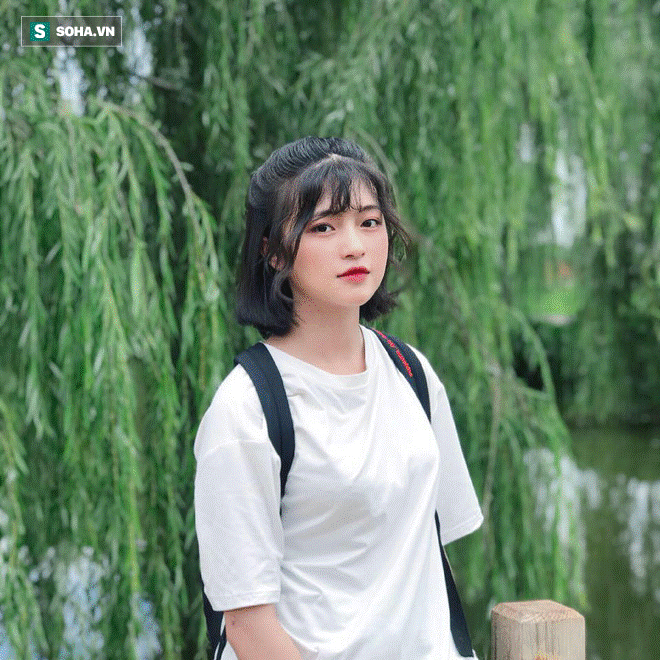 Xuất hiện chỉ 18 giây trong trang phục dân tộc, cô gái khiến dân mạng không ngừng tìm kiếm-9