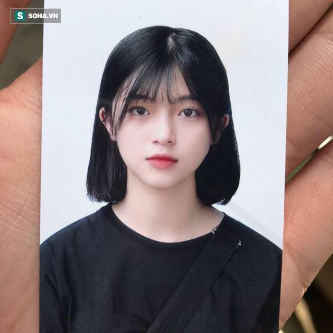 Xuất hiện chỉ 18 giây trong trang phục dân tộc, cô gái khiến dân mạng không ngừng tìm kiếm-6