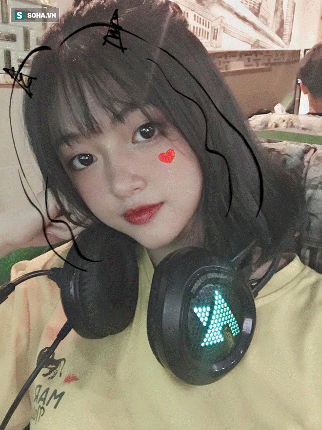 Xuất hiện chỉ 18 giây trong trang phục dân tộc, cô gái khiến dân mạng không ngừng tìm kiếm-10