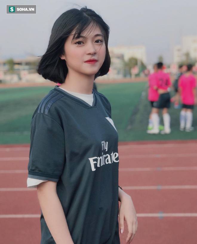 Xuất hiện chỉ 18 giây trong trang phục dân tộc, cô gái khiến dân mạng không ngừng tìm kiếm-12