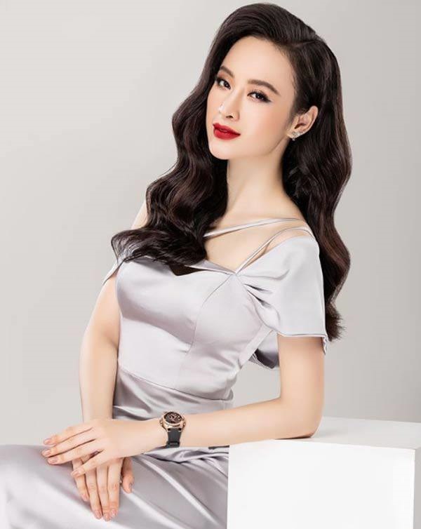 Còn đâu Nữ hoàng sexy, Angela Phương Trinh giờ đây ăn vận nền nã hơn xưa bội phần-14