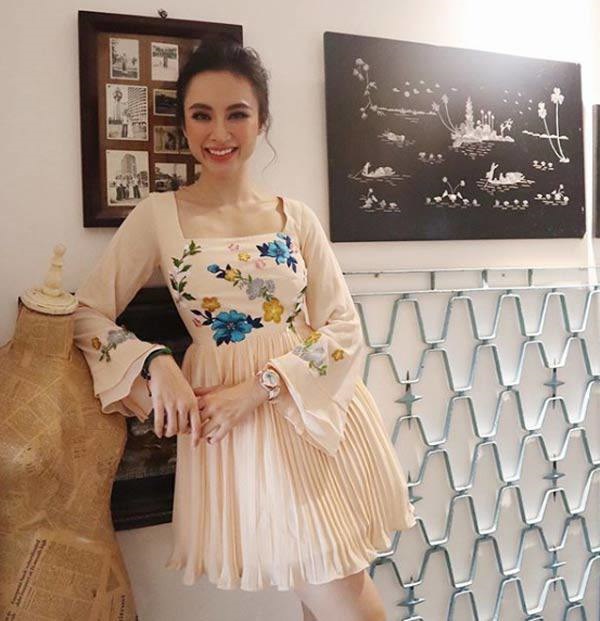 Còn đâu Nữ hoàng sexy, Angela Phương Trinh giờ đây ăn vận nền nã hơn xưa bội phần-15