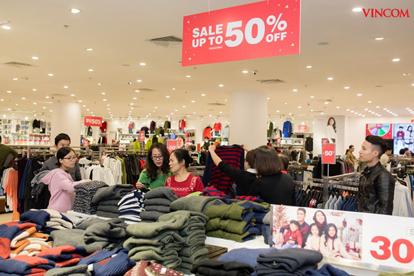 Hơn 800 thương hiệu giảm đến 50% trong mùa lễ hội Red Sale Carnival 2019-1