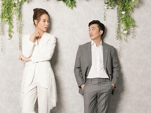 Rò rỉ thiệp cưới của Cường Đô La và Đàm Thu Trang, thời gian địa điểm rõ ràng kèm theo yêu cầu đặc biệt
