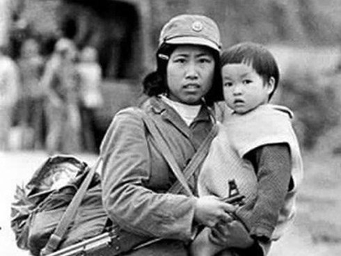 ‘Hồi sinh’ đôi chân cho cô bộ đội trong bức ảnh lịch sử 40 năm trước