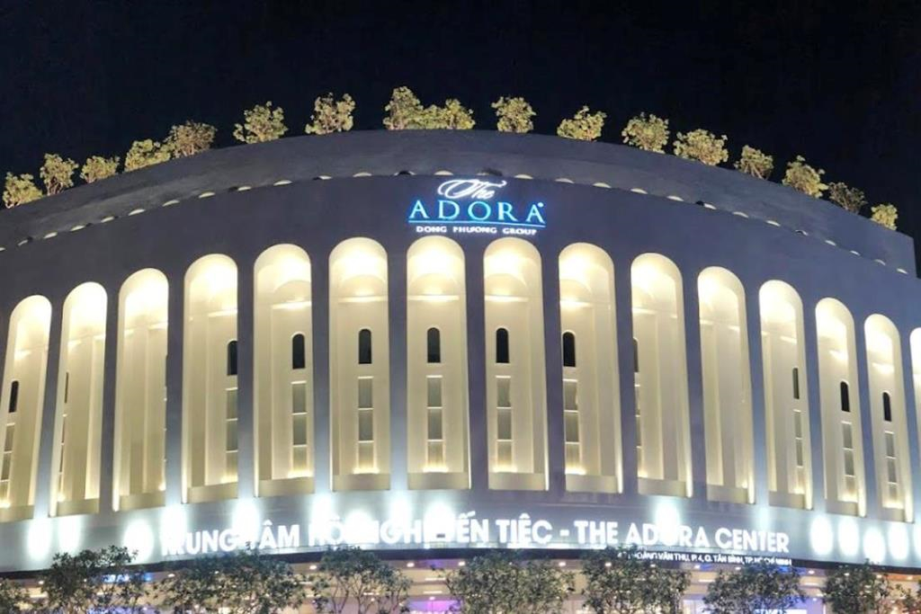 Ai là chủ The Adora Center, nơi hàng chục người ăn tiệc rồi nhập viện?-1