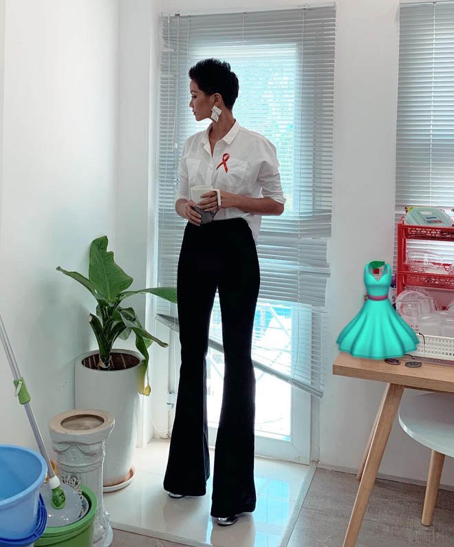 Không phải dép tổ ong, đây mới là thứ khiến HHen Niê trở nên khác biệt, chưa kể còn giúp cô hack dáng cực khủng-5