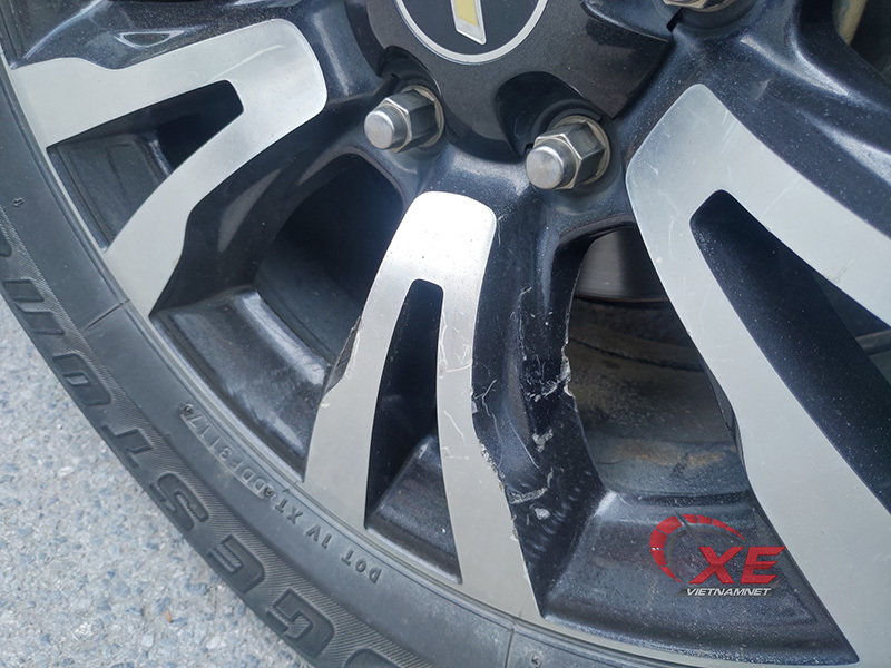 Gặp nạn nửa đêm, chủ xe bị cứu hộ chém giá đắt gấp 5 lần-4