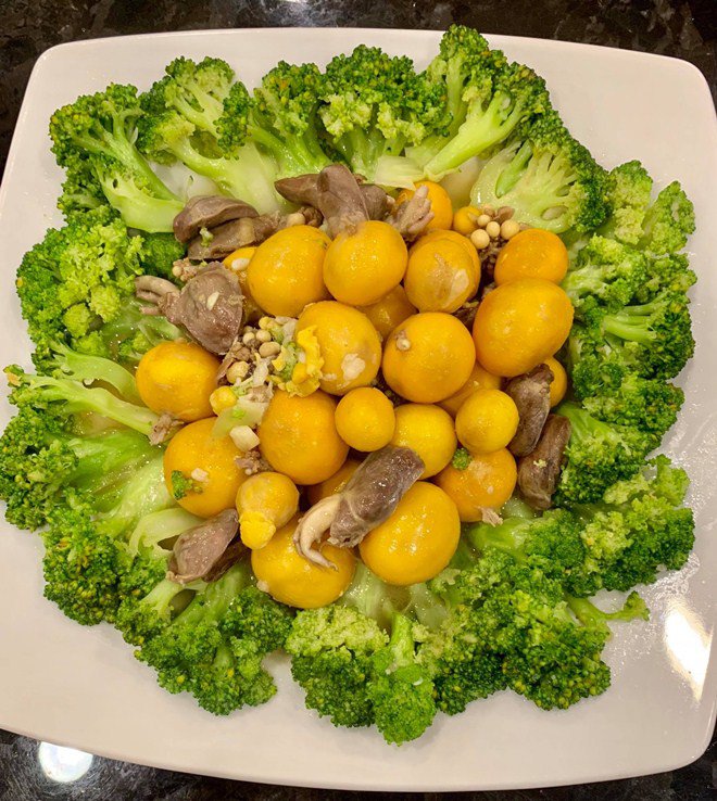 Lã Thanh Huyền khoe bữa ăn ngon khó cưỡng nhưng bình luận của hội bạn thân gây chú ý-4