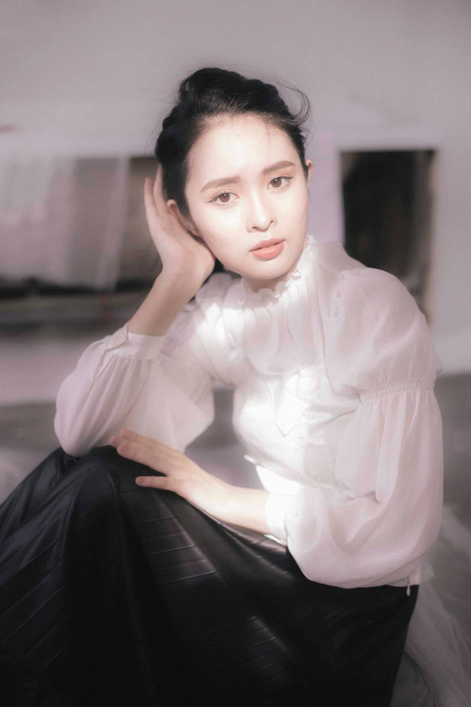 Nữ sinh Kon Tum và những bức hình khiến dân mạng xao xuyến vì quá xinh đẹp-8