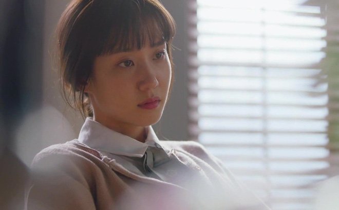 Chồng làm cỗ tưng bừng mừng bồ đẻ con, vợ đến tặng quà khiến cả nhà choáng váng-2